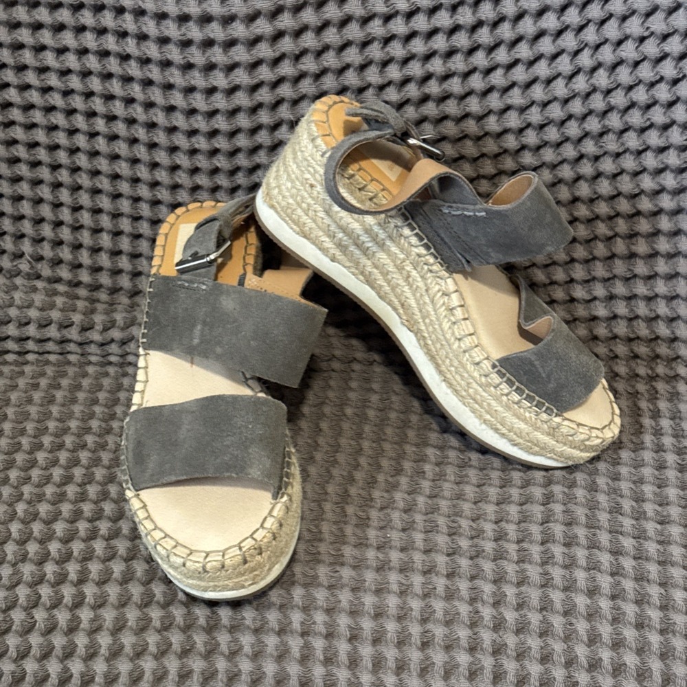Dolce Vita Mauri sandals Gray Suede Platform Wedge Sz 6
